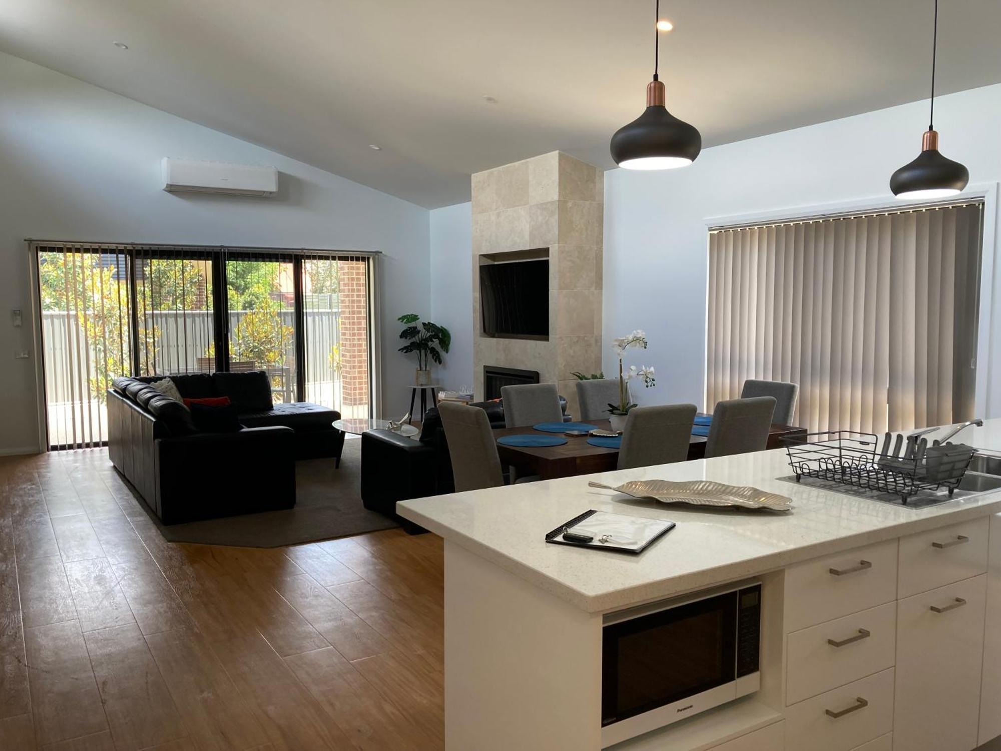 Mountain Mist Apartments ไบรท์ ภายนอก รูปภาพ